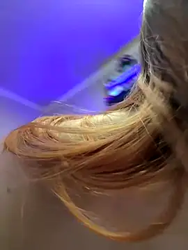 Snapshot of sexymelli18 chatting on 2, 10, 2025 sexymelli18 online show from 2, 10, 2025