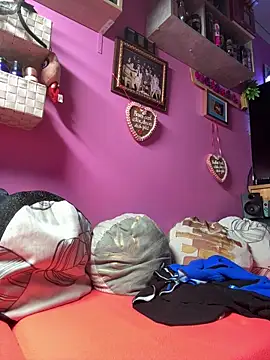 Snapshot of sexymelli18 chatting on 1, 11, 2025 sexymelli18 online show from 1, 11, 2025