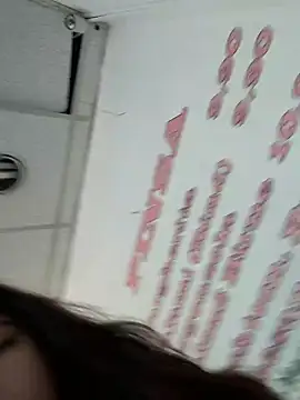 Snapshot of sexymelli18 chatting on 10, 5, 2026 sexymelli18 online show from 10, 5, 2026