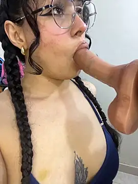 Emma Winslow online show from 9, 10, 2025