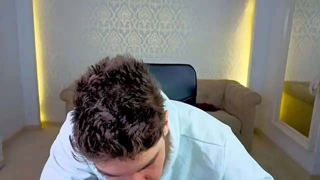 Snapshot of MaxKaiden chatting on 18, 5, 2026 MaxKaiden online show from 18, 5, 2026