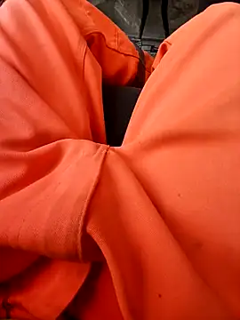 Eusuntnoulgigolo online show from 17, 9, 2025