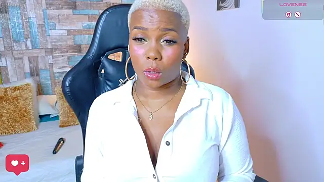 DashaSousaa online show from 9, 4, 2026