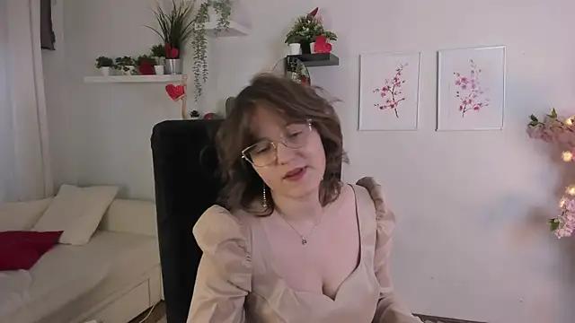 Snapshot of Rada_Woods chatting on 17, 2, 2025 Rada Woods online show from 17, 2, 2025