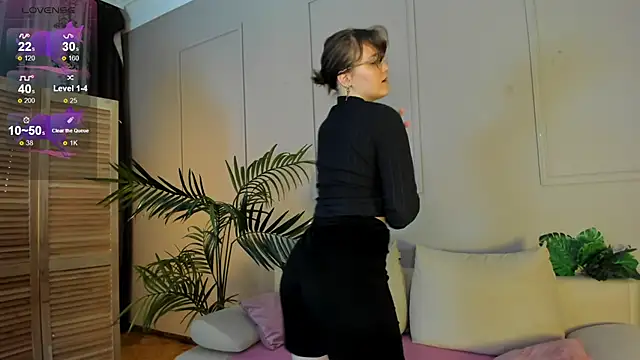 Snapshot of Rada_Woods chatting on 5, 3, 2025 Rada Woods online show from 5, 3, 2025