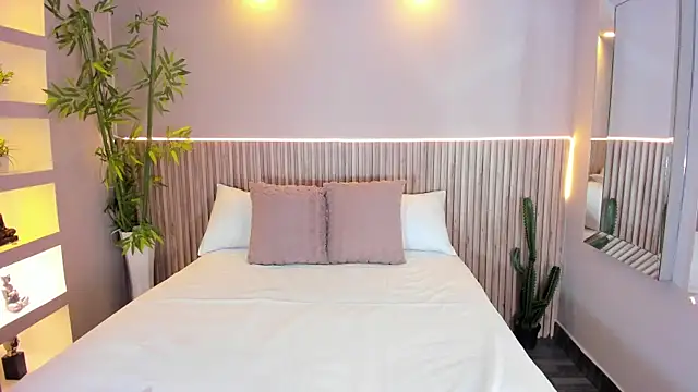 Snapshot of GeorginaReyes chatting on 29, 9, 2025 GeorginaReyes online show from 29, 9, 2025