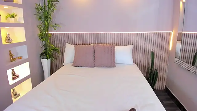 Snapshot of GeorginaReyes chatting on 28, 11, 2025 GeorginaReyes online show from 28, 11, 2025