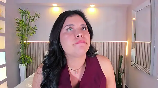 Snapshot of GeorginaReyes chatting on 20, 12, 2025 GeorginaReyes online show from 20, 12, 2025