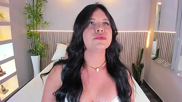 Snapshot of GeorginaReyes chatting on 7, 1, 2026 GeorginaReyes online show from 7, 1, 2026