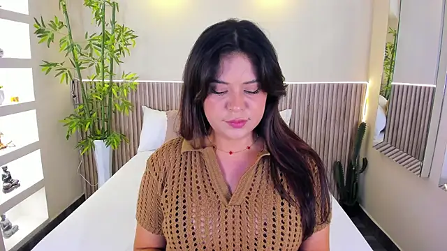 Snapshot of GeorginaReyes chatting on 15, 7, 2026 GeorginaReyes online show from 15, 7, 2026