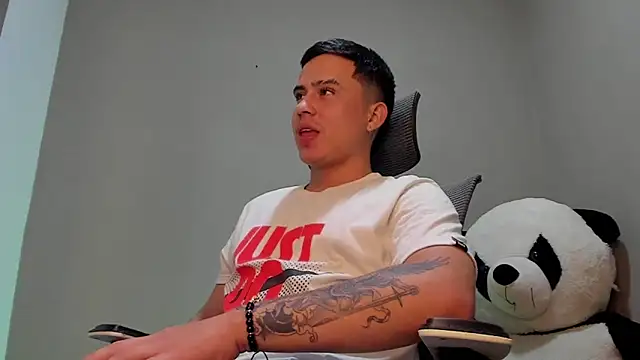 mattiwsmorris  online show from 20, 10, 2025