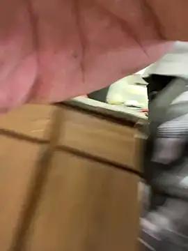 QueenM3 online show from 1, 10, 2025