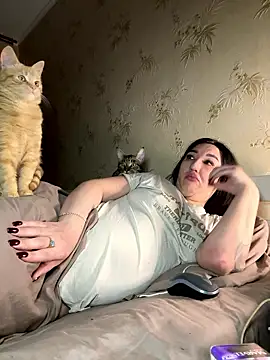 Naughtbaby 2025 online show from 5, 1, 2026