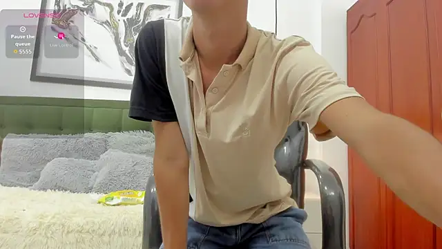 Johann sex online show from 9, 4, 2026