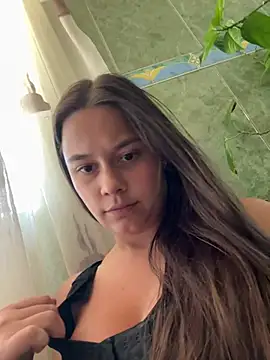 Snapshot of Siena_Amaris chatting on 28, 4, 2026 Siena Amaris online show from 28, 4, 2026