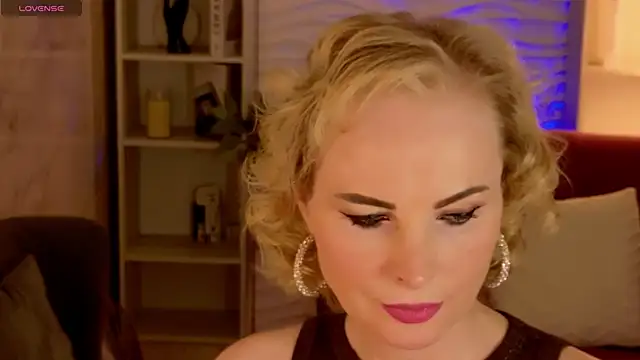 Snapshot of Sandra_Kind chatting on 19, 4, 2026 Sandra Kind online show from 19, 4, 2026