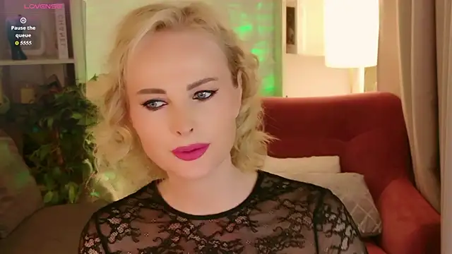 Snapshot of Sandra_Kind chatting on 17, 5, 2026 Sandra Kind online show from 17, 5, 2026