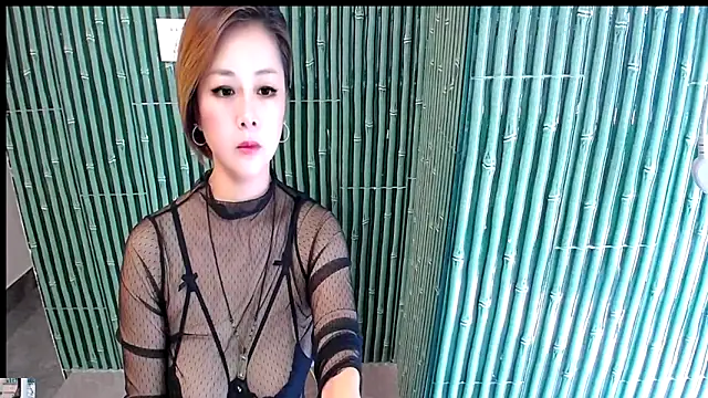 Snapshot of beira-01 chatting on 12, 5, 2026 beira-01 online show from 12, 5, 2026