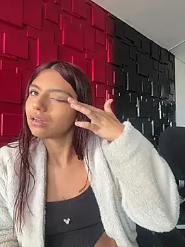 Emily-teen online show from 3, 2, 2026