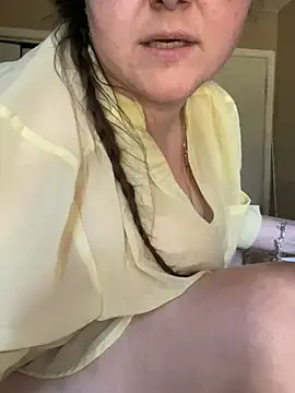 HTXBELLE online show from 20, 3, 2025