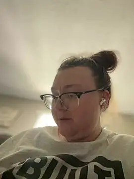 Snapshot of HTXBELLE chatting on 28, 5, 2026 HTXBELLE online show from 28, 5, 2026