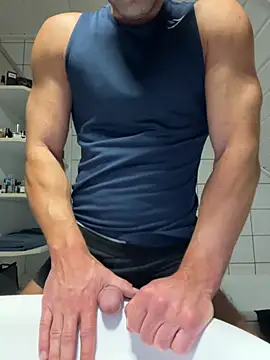 Snapshot of Nita69 chatting on 15, 11, 2025 Nita69 online show from 15, 11, 2025