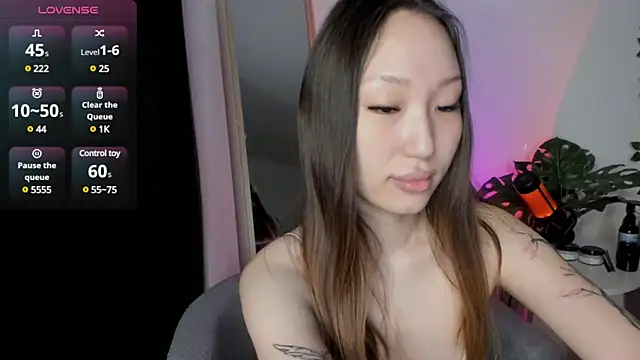 Snapshot of Christine_Carlson chatting on 7, 3, 2025 Christine Carlson online show from 7, 3, 2025