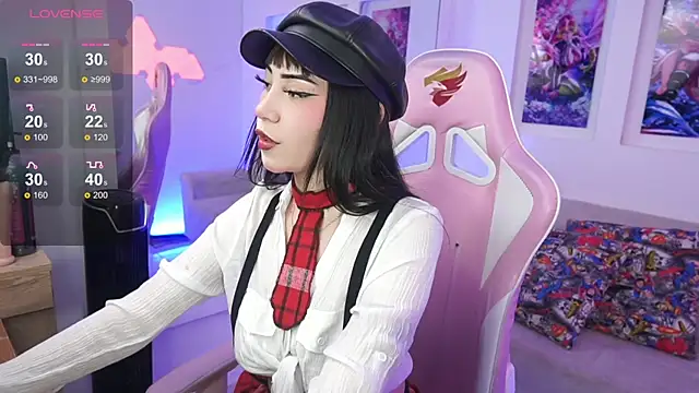 SaharaKramer online show from 28, 2, 2025