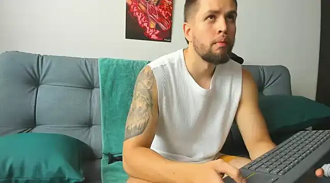 Snapshot of bastianwatson10 chatting on 19, 3, 2025 bastianwatson10 online show from 19, 3, 2025