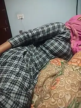 Snapshot of indian_couple4 chatting on 19, 2, 2025 indian couple4 online show from 19, 2, 2025