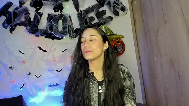 TANIA 06 online show from 1, 11, 2025