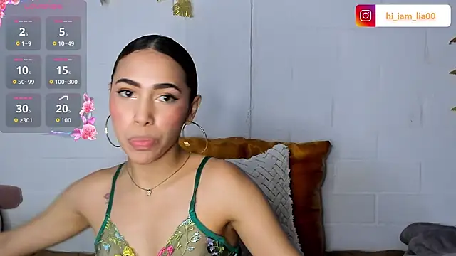 LiaHansson online show from 13, 11, 2025