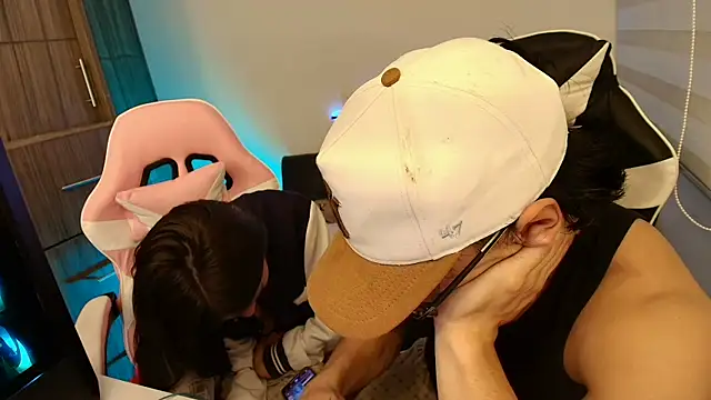 DesireLuxe online show from 24, 10, 2025