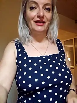 Snapshot of LadyTouch chatting on 28, 4, 2026 LadyTouch online show from 28, 4, 2026
