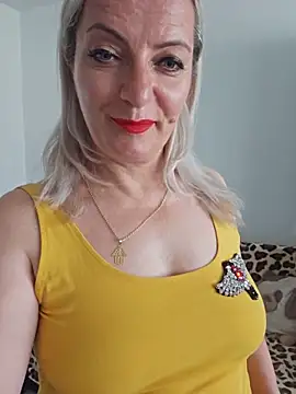 Snapshot of LadyTouch chatting on 11, 5, 2026 LadyTouch online show from 11, 5, 2026