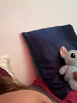 lola  med online show from 13, 9, 2025