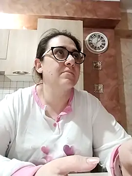 Dolcecurvy online show from 29, 4, 2026