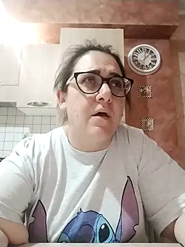 Snapshot of Dolcecurvy chatting on 17, 5, 2026 Dolcecurvy online show from 17, 5, 2026