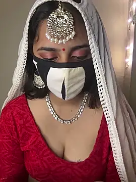 Dishasarmaa05 online show from 11, 2, 2026