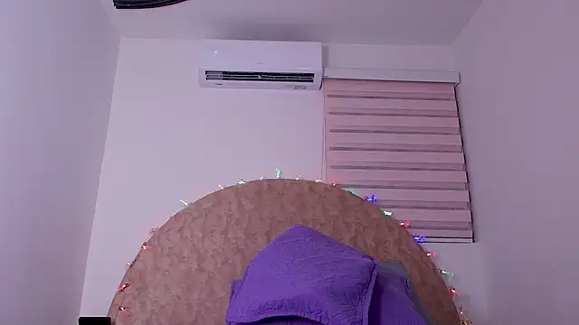 abigail fx online show from 3, 12, 2025