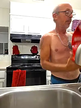 chris8827 online show from 12, 10, 2025