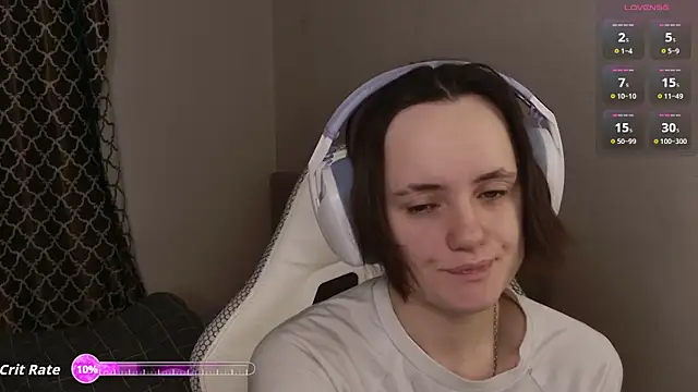 Luna Loveee online show from 25, 3, 2026