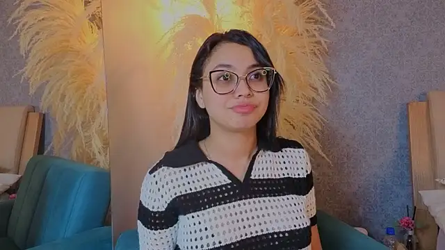 Lucia Brown  online show from 20, 3, 2026