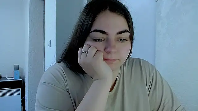 Snapshot of kitsune_8 chatting on 3, 5, 2026 kitsune 8 online show from 3, 5, 2026
