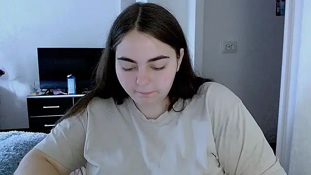 Snapshot of kitsune_8 chatting on 2, 6, 2026 kitsune 8 online show from 2, 6, 2026