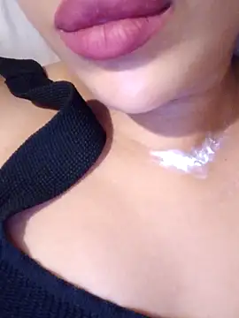 Sexlove1xo online show from 4, 11, 2025