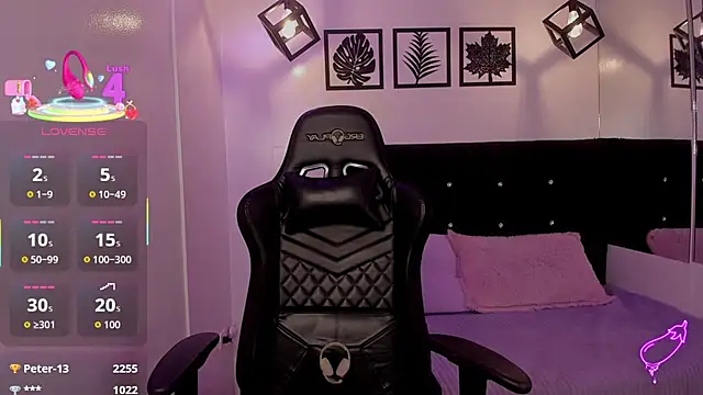 Anniie  Evans online show from 24, 10, 2025