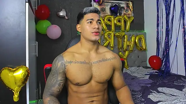 Snapshot of luigi_hot_ chatting on 24, 5, 2026 luigi hot online show from 24, 5, 2026