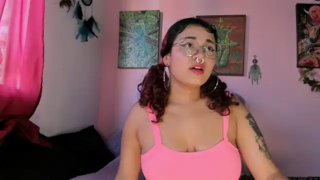 Snapshot of Maddy_Jhonsson chatting on 24, 6, 2026 Maddy Jhonsson online show from 24, 6, 2026