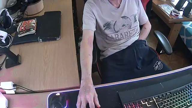 DerGeileLoveboy online show from 12, 9, 2025